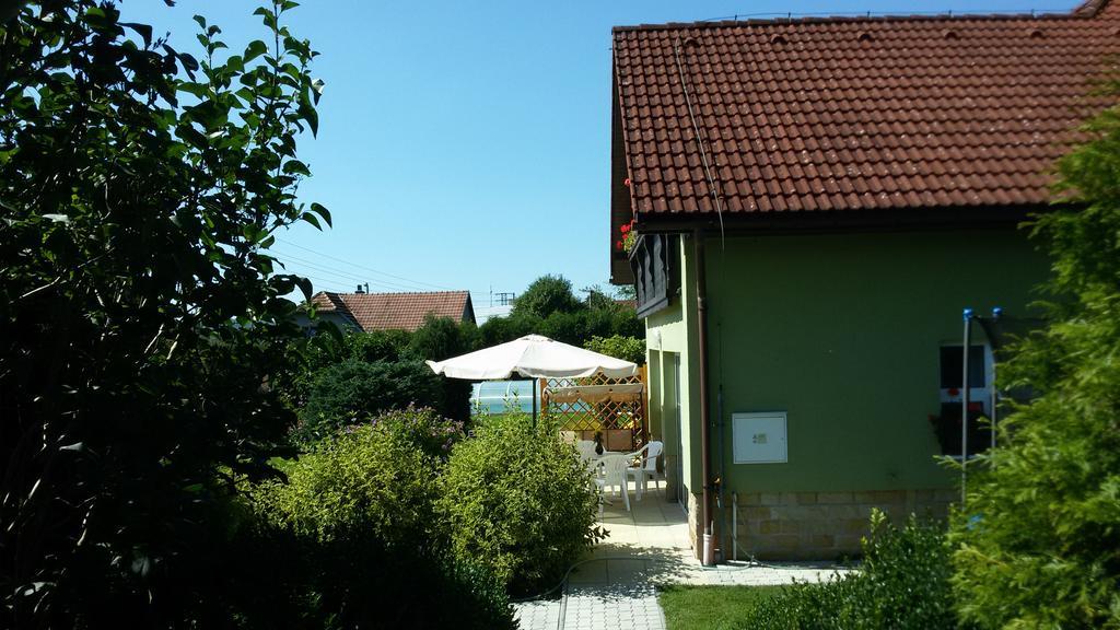 Apartment Amelie Rožnov pod Radhoštěm Exterior foto